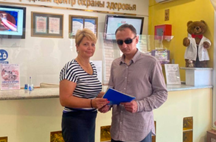 Руководитель комиссии по развитию самбо среди слепых и слабовидящих посетил Международный центр охраны здоровья